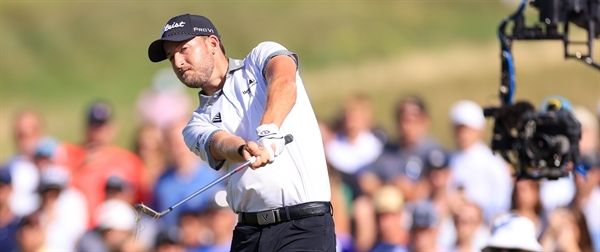 Hodges Goes Wire-to-Wire at 3M Open for First PGA Tour Victory