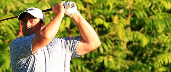 Putter Lifts Baxley to Second Win at Twin Cities Championship